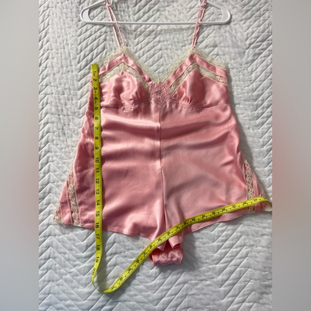 Victorias Secret Vintage Pearl Pink Ivory Lace Teddy One Piece - Picture 10 of 12